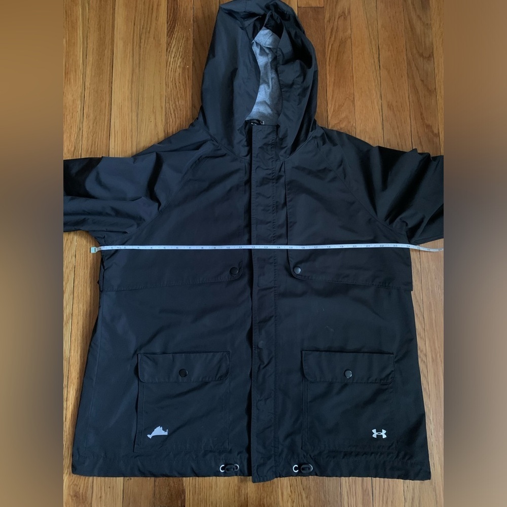 Under armour size XL lightweight hooded jacket - Picture 7 of 9